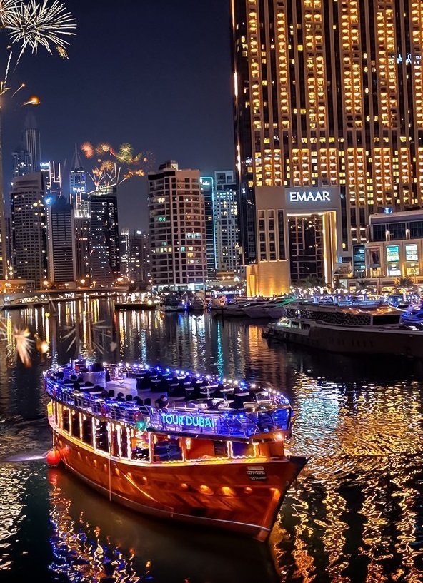 Dhow cruise diinner dubai 8